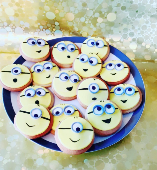 Minion Themed Fondant Cookies