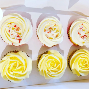 Vanilla Buttercream and Sprinkles on Top (Pack of 6)