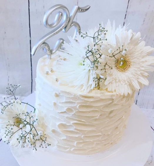 Vanilla Buttercream and Fresh Florals-Wedding Cake
