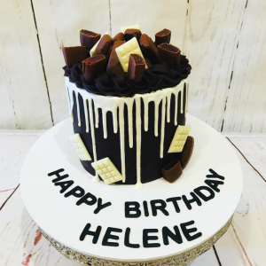 Delicous Chocolate Buttercream Cake
